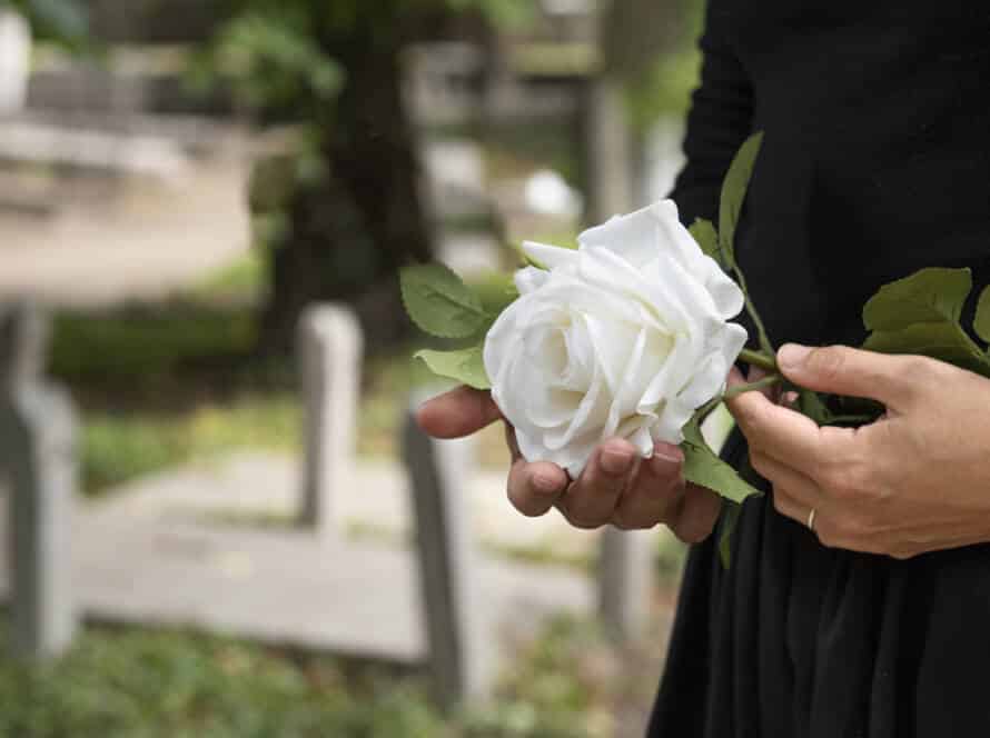pompes funebres louis franklin inhumation Rapatriement Funérarium