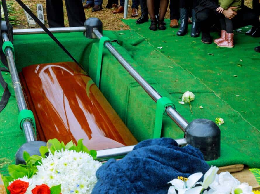 pompes funebres louis franklin inhumation Rapatriement Funérarium