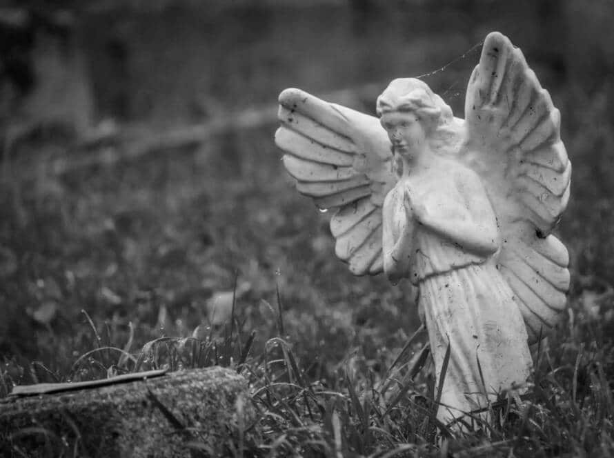 pompes funebres louis franklin inhumation Rapatriement Funérarium