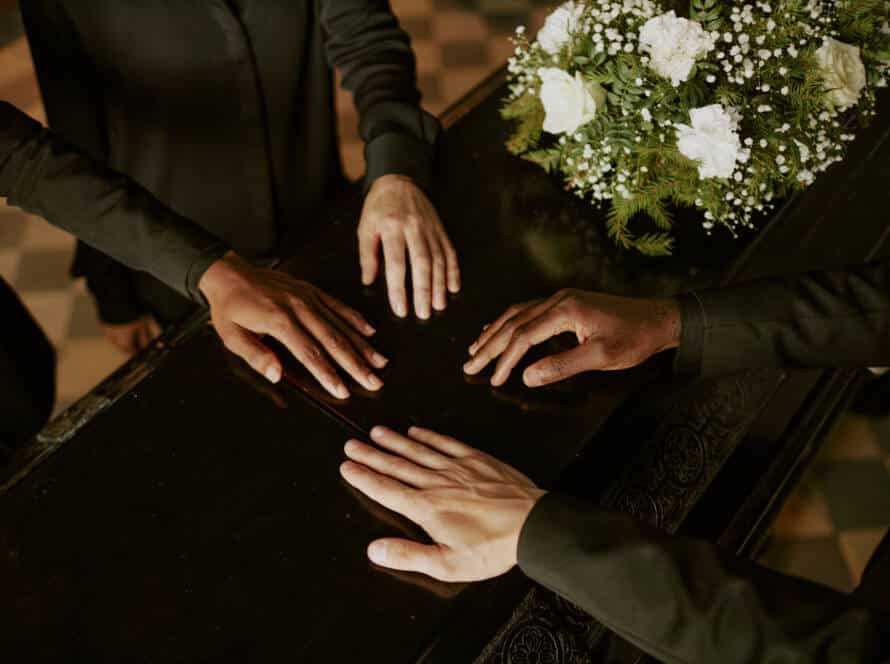 pompes funebres louis franklin inhumation Rapatriement Funérarium